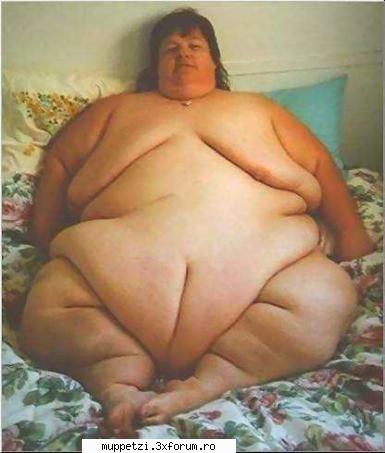 glume glumitze :)) poate asta atrage mai mult atentia